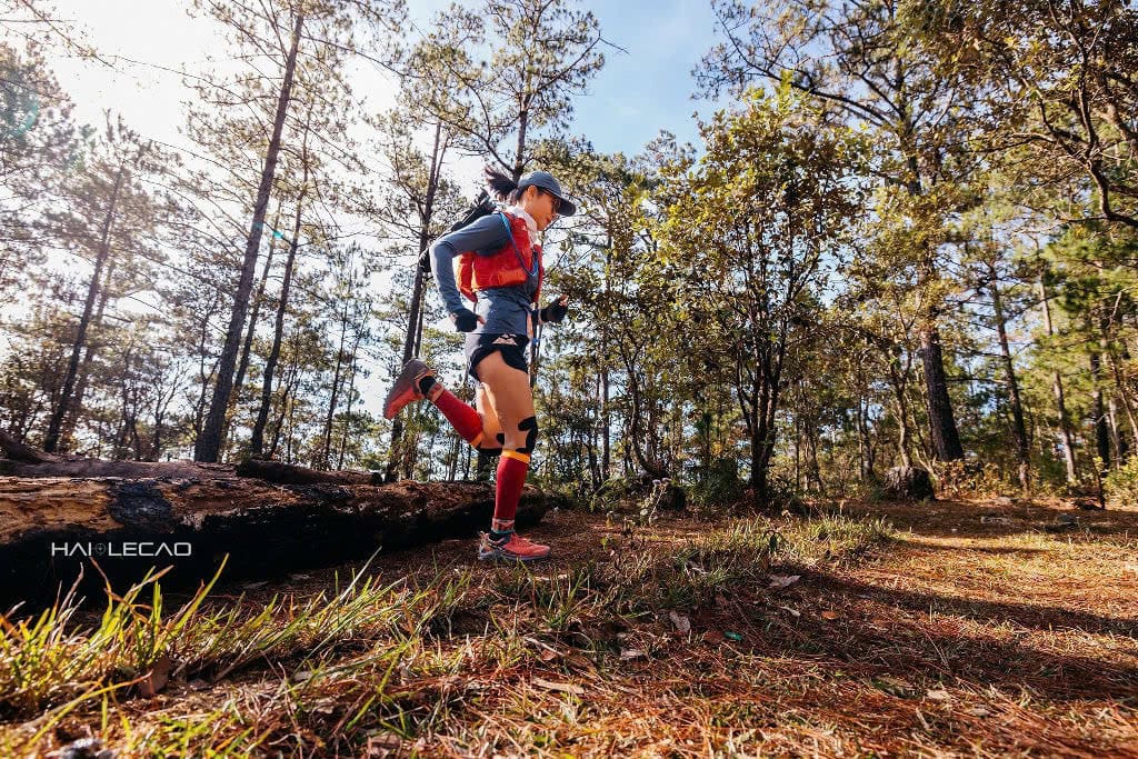 Cô Hiền (trưởng phòng Hành chính tại HAIS) trong đợt chạy trail gần đây